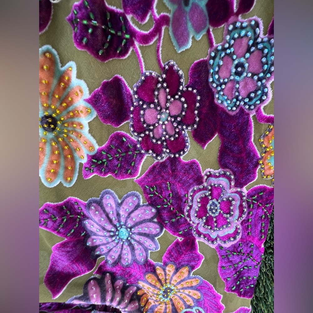 Beautiful Embroidered Shirt / Cover up - Picture 2 of 5